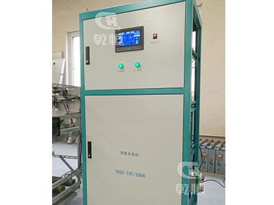 湖北24V/100A智能伸缩充电机