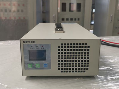 湖北24V/50A智能充电机